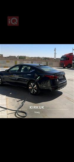 نيسان ألتيما